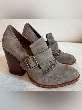 NEW Kork-Ease Women’s Prim Pietra
Gray/Brown Suede Loafer Heels Size 6M